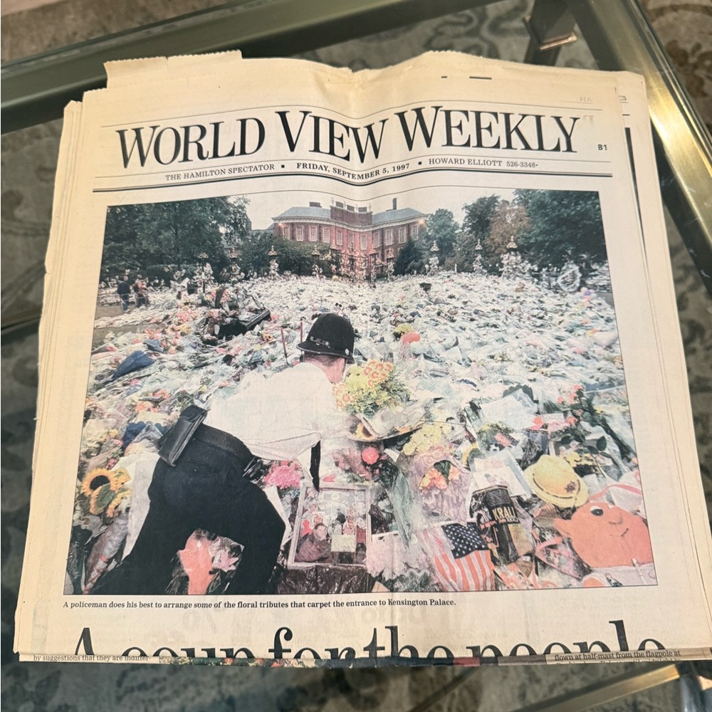 Princess Diana Memorabilia Collection - Picture 11 of 13